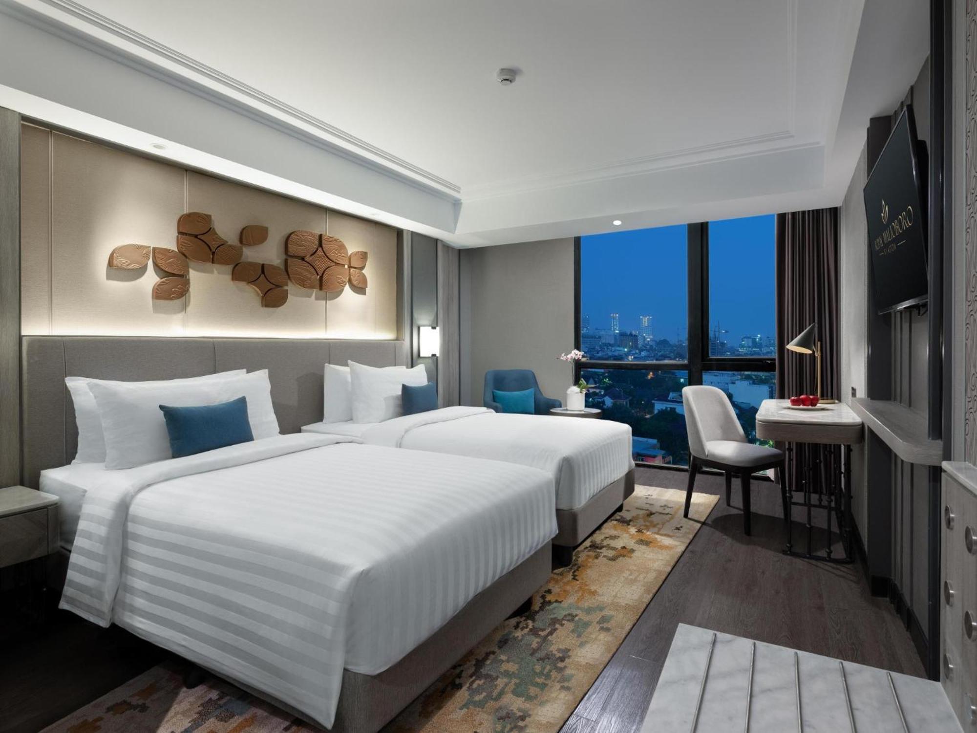 Royal Malioboro By Aston Hotel Jogjakarta Buitenkant foto